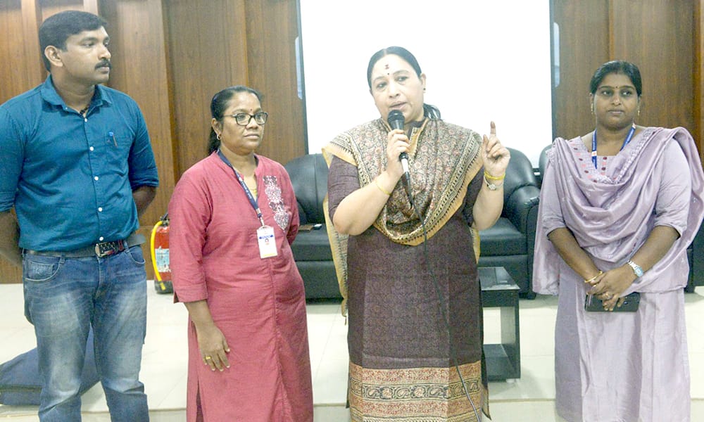 ബേപ്പൂർ ഹൈ ടൈഡ് : യു.ഡി.ഐ.ഡി കാർഡ് വിതരണവും ഡിസബിലിറ്റി മെഡിക്കൽ ബോർഡ് ക്യാമ്പും