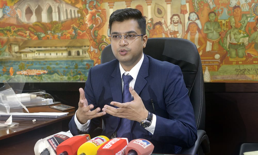 സ്‌നേഹിൽകുമാർ സിംഗ് ജില്ലാ കലക്ടറായി ചുമതലയേറ്റു