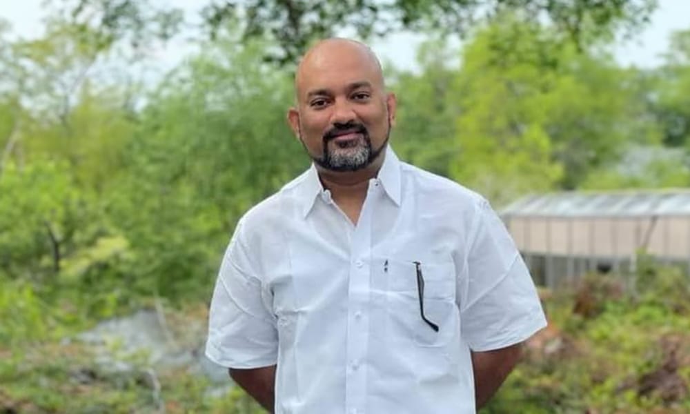 വാഷിങ്ങ്ടൺ ഡി .സി മലയാളികളുടെ അഭിമാനമായ വിപിൻ രാജ് ഫൊക്കാന വൈസ് പ്രസിഡന്റ് ആയി മത്സരിക്കുന്നു.