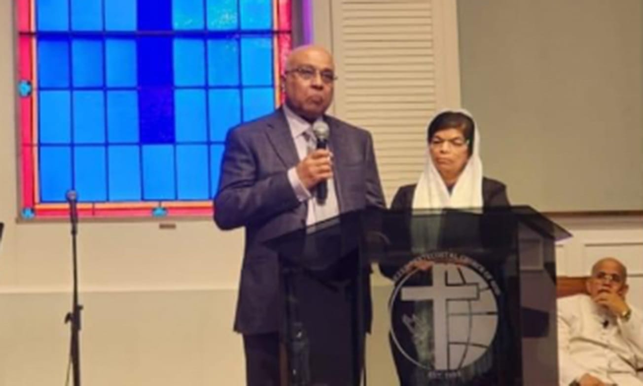 ബ്രദർ സാം ചാക്കോയ്ക്ക് ഇവാഞ്ചലിസ്റ്റായി ഓർഡിനേഷൻ നൽകി.