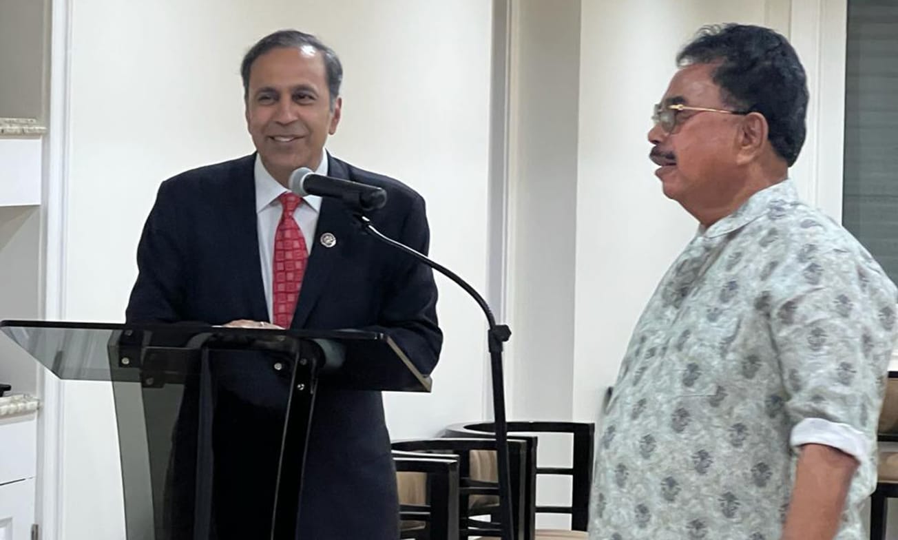 യുഎസ് കോൺഗ്രസ്മാൻ രാജാ കൃഷ്ണമൂർത്തിക്ക് ഫൊക്കാന പ്രസിഡന്റ് ഡോ. ബാബു സ്റ്റീഫന്റെ വസതിയിൽ ഉജ്ജ്വല വരവേൽപ്പ്.