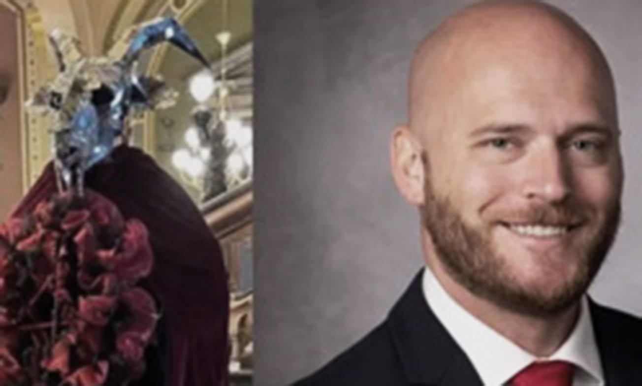 അയോവ സ്‌റ്റേറ്റ് ക്യാപിറ്റലിലെ സാത്താന്റെ പ്രതിമ തകർത്ത് ശിരഛേദം ചെയ്തു