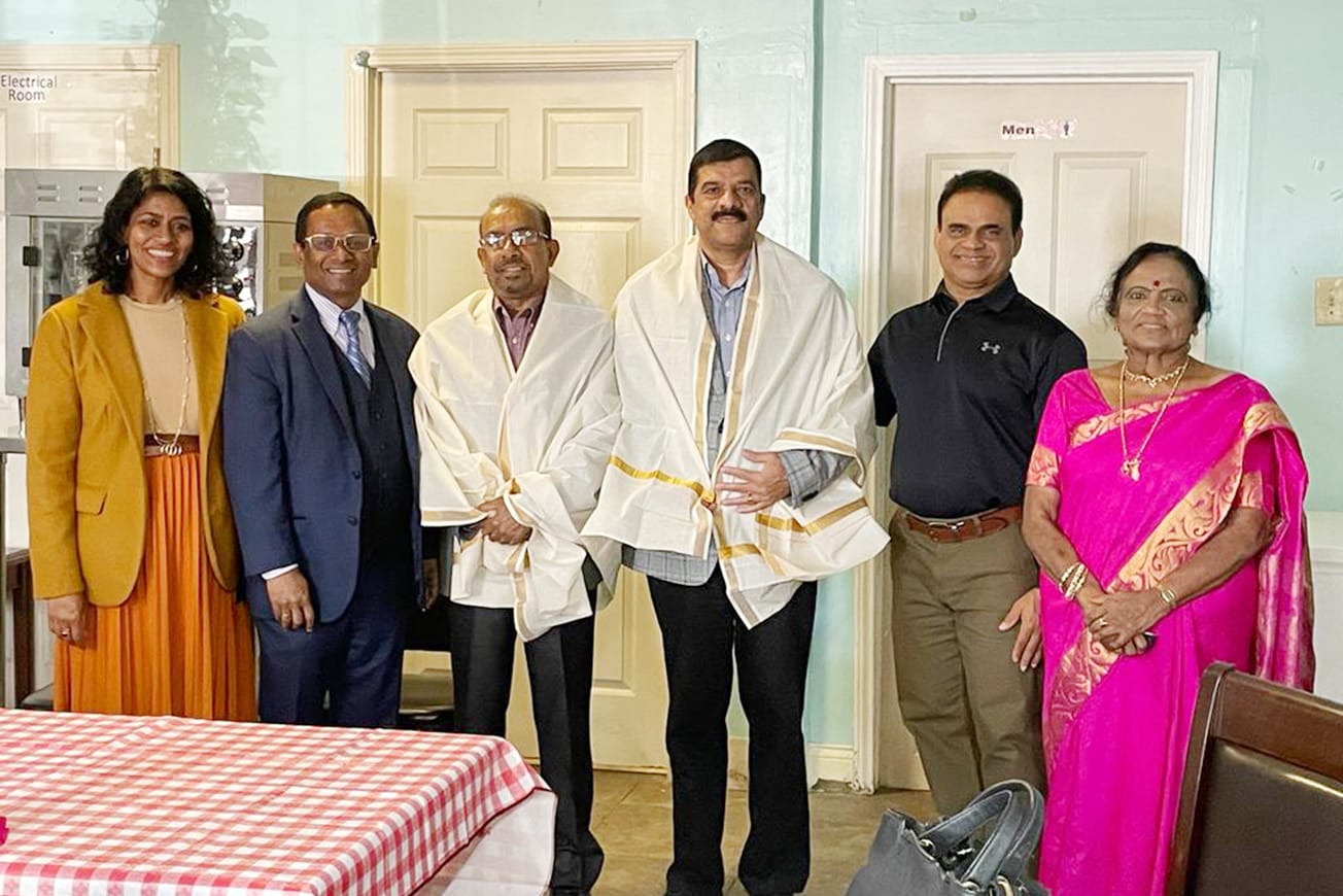 മാധ്യമ പ്രവർത്തകൻ ജീമോൻ റാന്നിയെയും സാഹിത്യകാരൻ ടി.എൻ ശാമുവേലിനെയും ആദരിച്ചു.