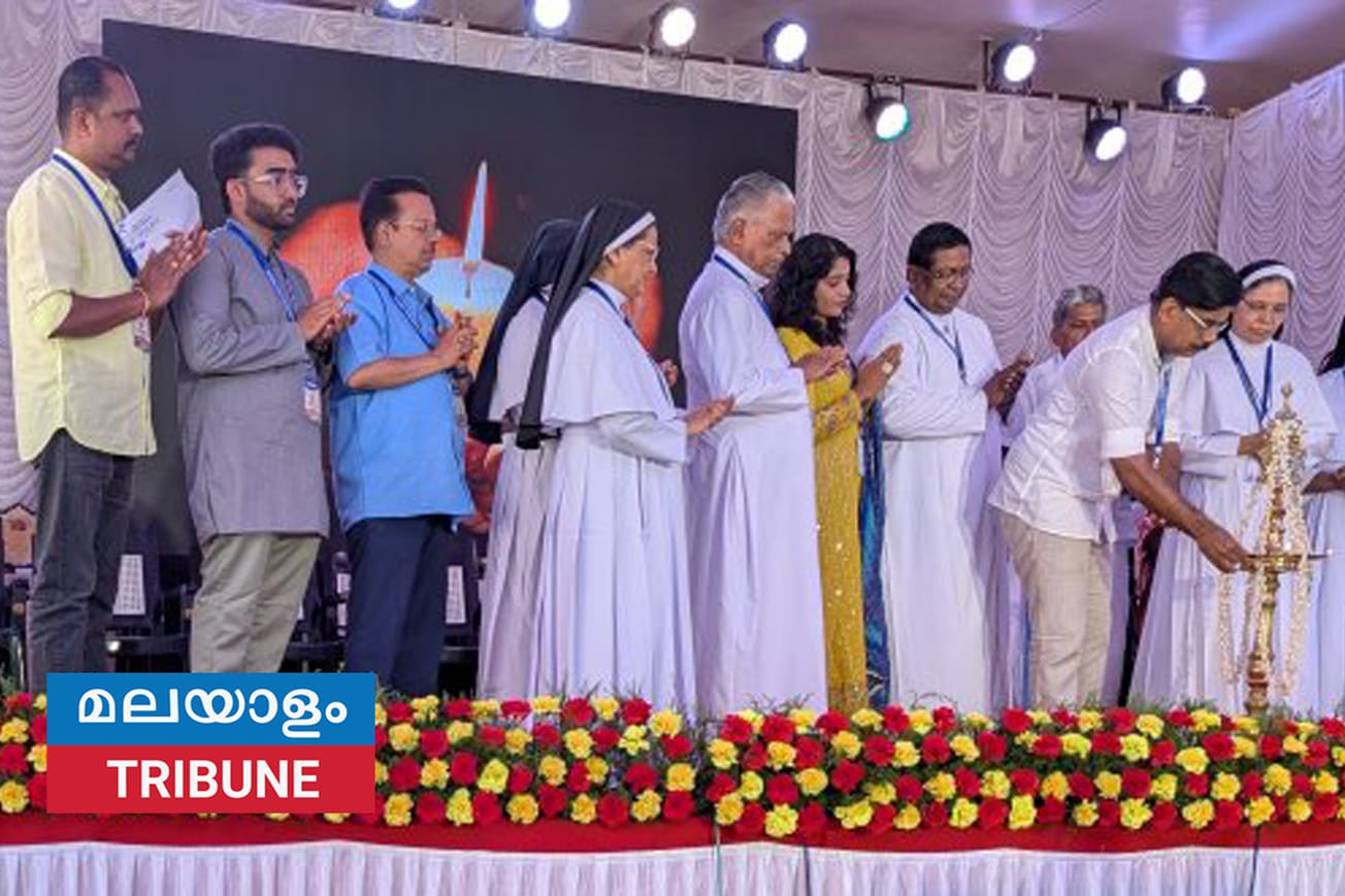 എ.സി.ജോർജിൻ്റെ 4 പുസ്തകങ്ങൾ പ്രകാശനം ചെയ്തു, ഗ്രന്ഥകാരനു ജന്മനാടിൻ്റെ ആദരം