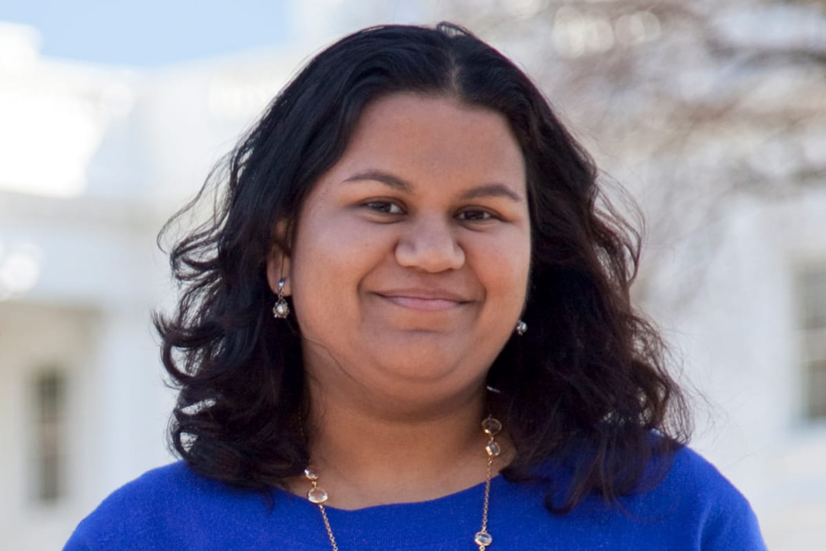 ദക്ഷിണേഷ്യൻ വനിത ഷാസ്റ്റി കോൺറാഡ് ഡെമോക്രാറ്റിക് നാഷണൽ കമ്മിറ്റി അസോസിയേറ്റ് ചെയർപേഴ്സൻ