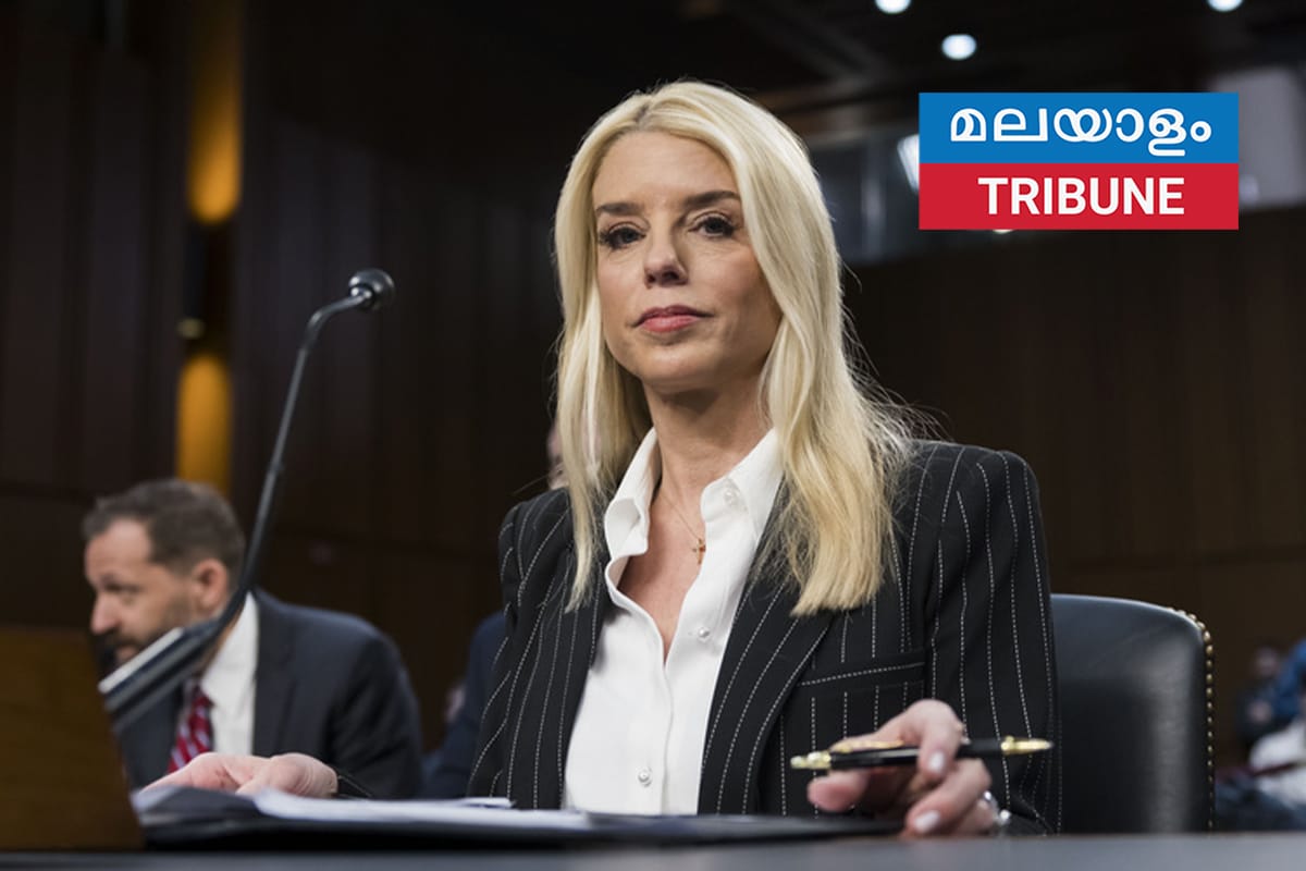 നാടുകടത്തൽ കേസ് വാദിച്ച നീതിന്യായ വകുപ്പിലെ അഭിഭാഷകനെ ശമ്പളത്തോടുകൂടിയ അവധിയിൽ പ്രവേശിപ്പിച്ചു