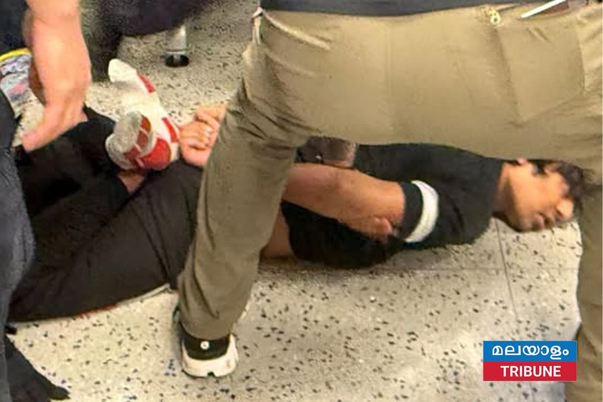 ന്യൂവാർക്ക് വിമാനത്താവളത്തിൽ ഇന്ത്യൻ വിദ്യാർത്ഥിയെ കൈകൾ ബന്ധിച്ച് നാടുകടത്തി