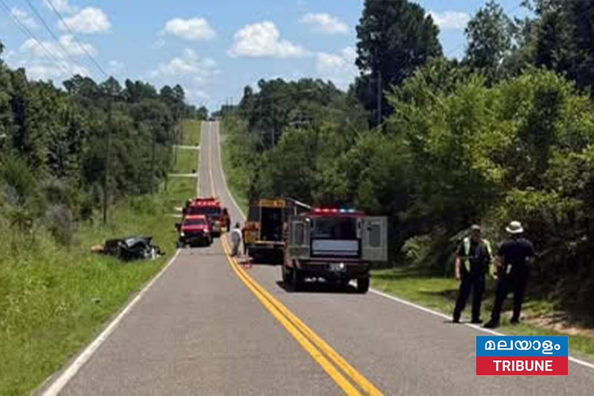 ഒക്ലഹോമയിൽ സ്കൂൾ ബസും പിക്കപ്പ് ട്രക്കും കൂട്ടിയിടിച്ച് രണ്ട് പേർ മരിച്ചു