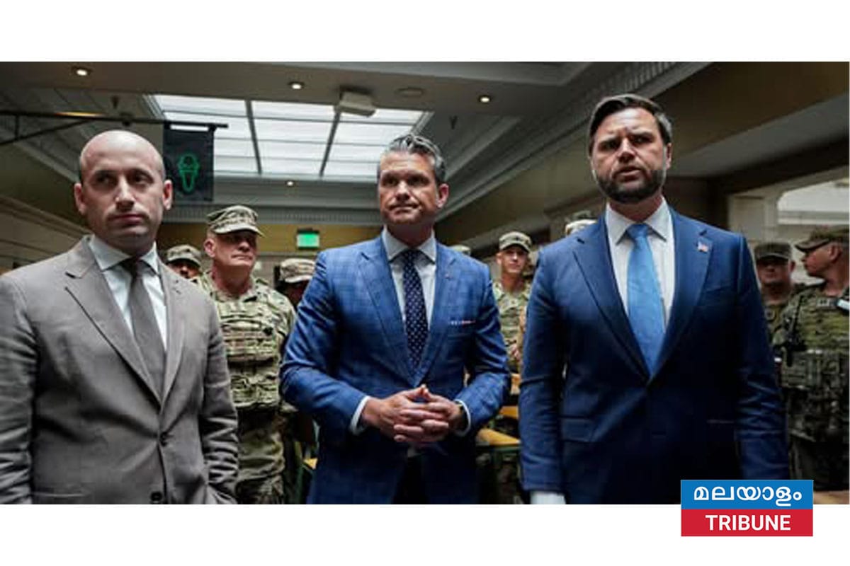 പ്രതിഷേധക്കാരെ 'ഹിപ്പികൾ', 'കമ്യൂണിസ്റ്റുകൾ' എന്നിങ്ങനെ വിശേഷിപ്പിച്‌ ഡീ.സി.