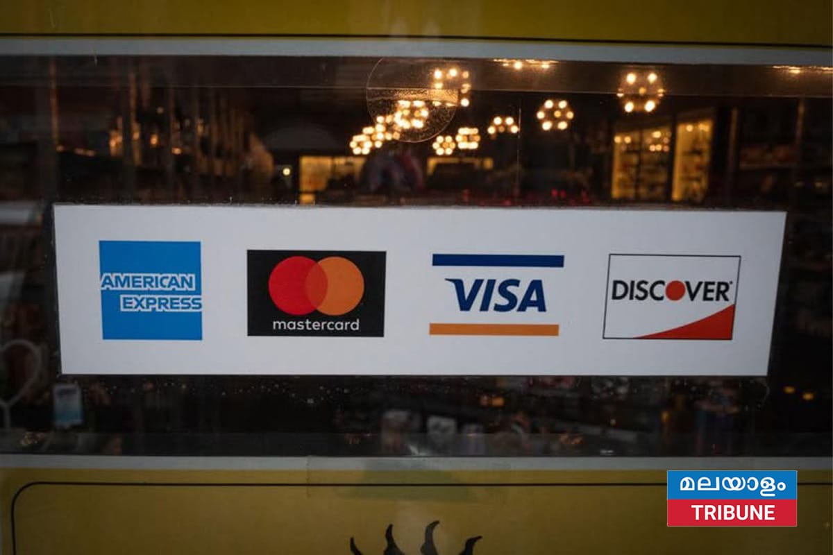 ക്രെഡിറ്റ് കാർഡ് പലിശ 10 ശതമാനമായി കുറയ്ക്കണം: കടുത്ത നിർദ്ദേശവുമായി ട്രംപ്