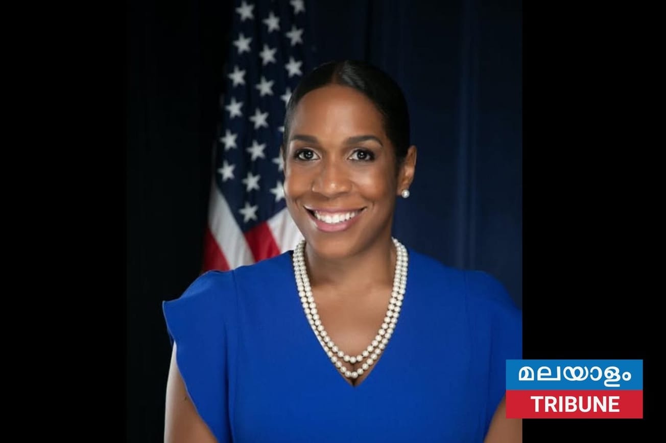 ചരിത്ര വിജയത്തിലേക്ക് ജൂലിയാന സ്ട്രാറ്റൻ; ഇല്ലിനോയിസ് സെനറ്റ് പ്രൈമറിയിൽ ഉജ്ജ്വല വിജയം