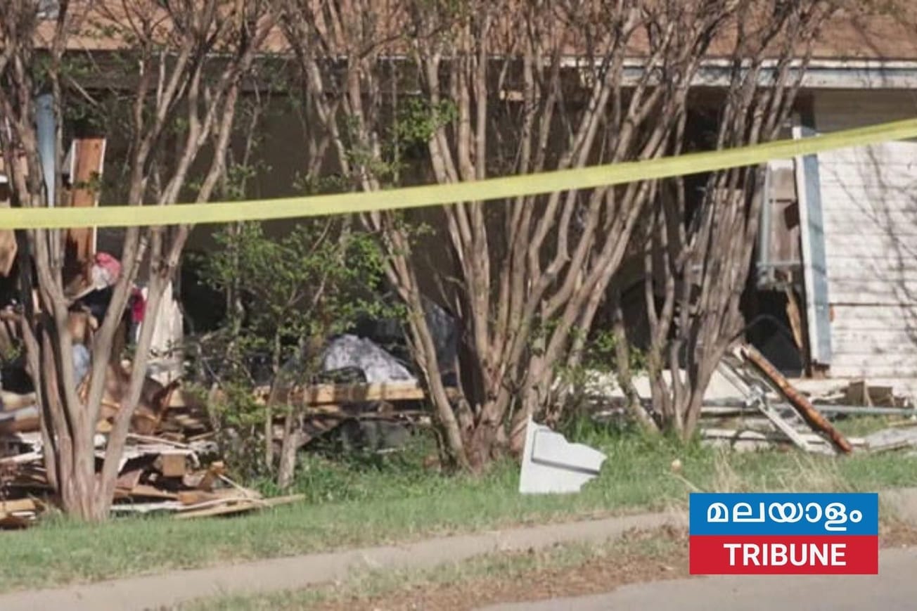 ടെക്സസിൽ കാർ വീടിനുള്ളിലേക്ക് ഇടിച്ചുകയറി ദുരന്തം: അമ്മയും ഏഴു വയസ്സുകാരനും മരിച്ചു